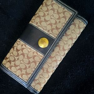 COPY - Coach wallet